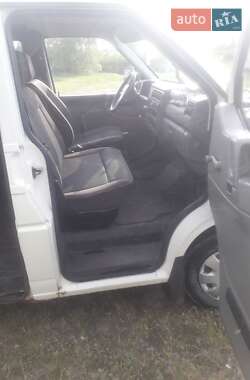 Мінівен Volkswagen Transporter 1999 в 