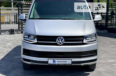 Минивэн Volkswagen Transporter 2018 в 