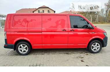 Грузовой фургон Volkswagen Transporter 2015 в Херсоне