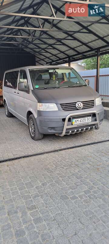 Минивэн Volkswagen Transporter 2008 в Коростышеве