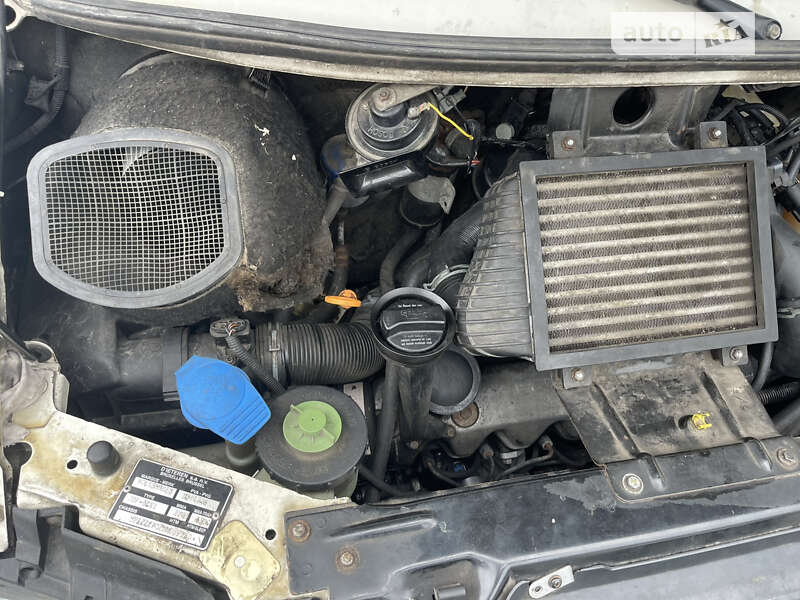 Рефрижератор Volkswagen Transporter 2002 в Киеве фото 3 Рефрижератор Volkswagen Transporter 2002 в Киеве