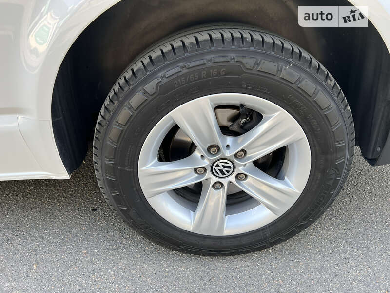 Грузовой фургон Volkswagen Transporter 2017 в Умани