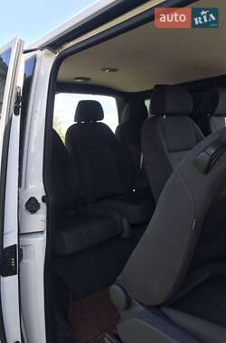 Минивэн Volkswagen Transporter 2015 в 