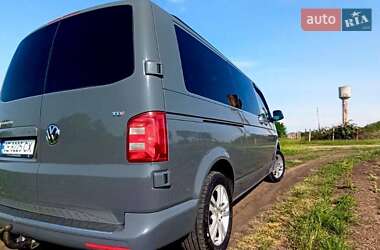 Минивэн Volkswagen Transporter 2017 в 