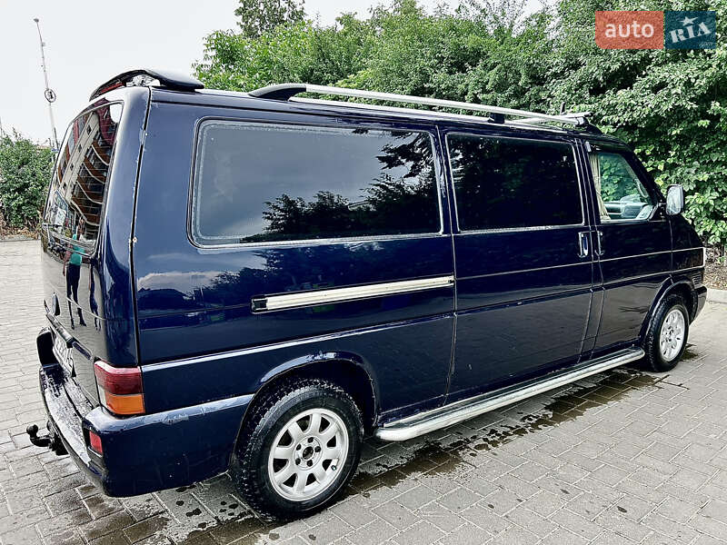 Минивэн Volkswagen Transporter 2003 в Глыбокой