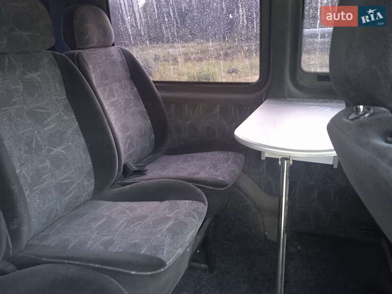 Минивэн Volkswagen Transporter 2006 в Львове