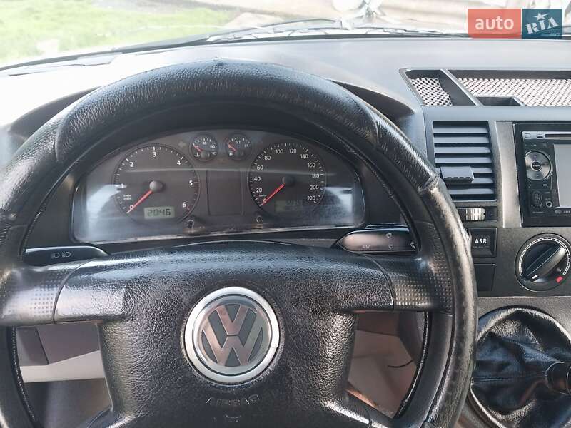 Мінівен Volkswagen Transporter 2004 в Івано-Франківську