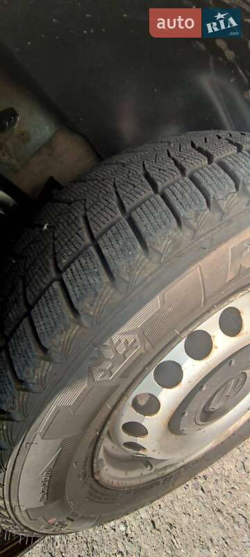 Минивэн Volkswagen Transporter 2007 в Воловце