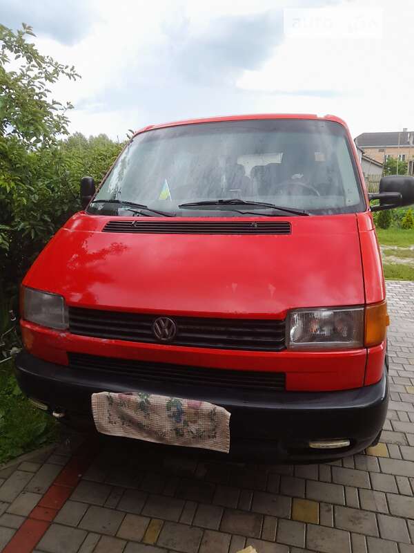 Минивэн Volkswagen Transporter 1997 в Жовкве
