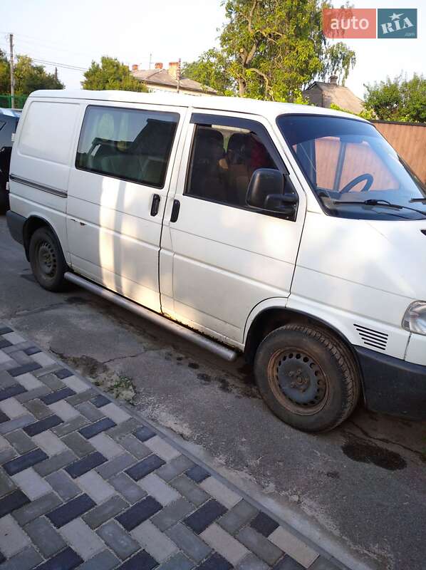 Минивэн Volkswagen Transporter 2001 в Лубнах