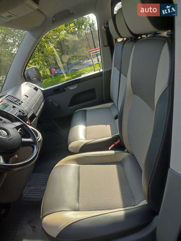 Минивэн Volkswagen Transporter 2008 в Бориславе фото 15 Минивэн Volkswagen Transporter 2008 в Бориславе