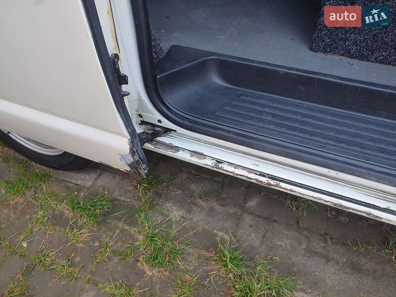Минивэн Volkswagen Transporter 2008 в Бориславе фото 31 Минивэн Volkswagen Transporter 2008 в Бориславе