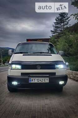 Вантажний фургон Volkswagen Transporter 2001 в Яремчі