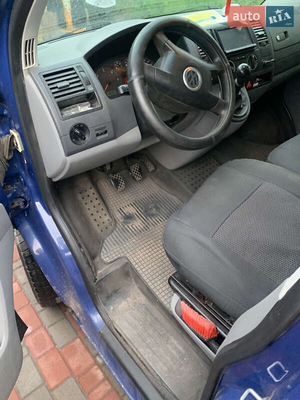 Мінівен Volkswagen Transporter 2006 в Згурівці