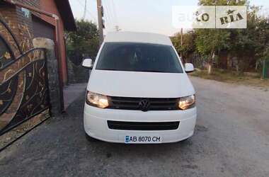 Вантажний фургон Volkswagen Transporter 2013 в Вінниці