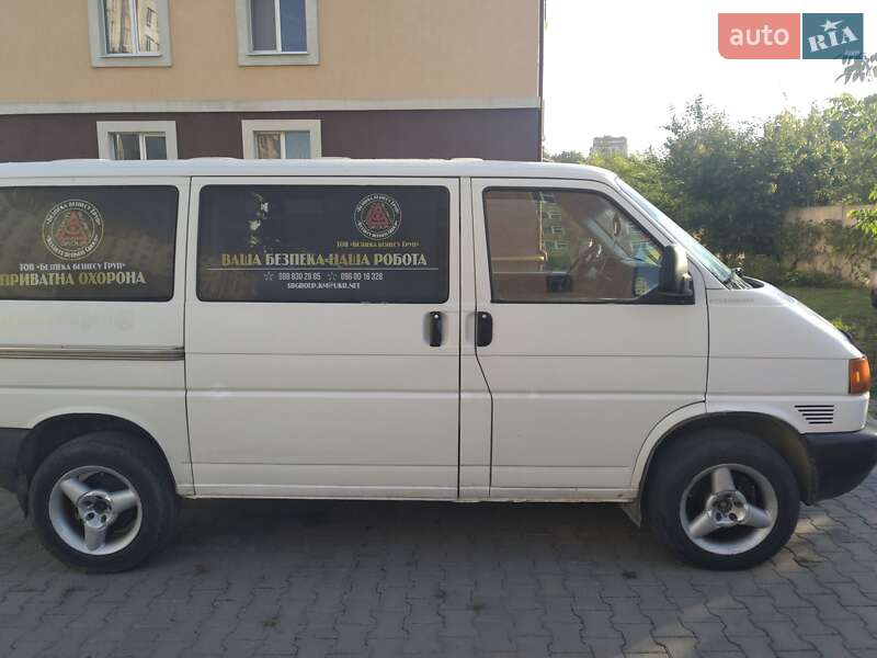 Минивэн Volkswagen Transporter 1999 в Хмельницком
