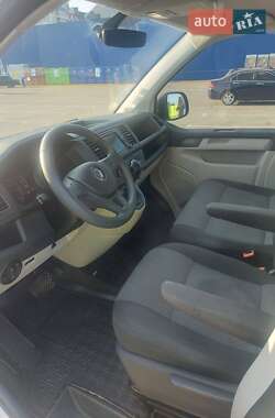 Минивэн Volkswagen Transporter 2018 в 