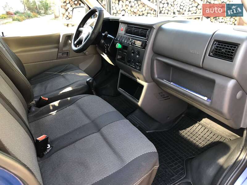 Мінівен Volkswagen Transporter 2002 в Тернополі