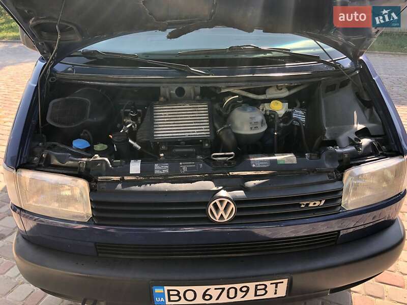 Мінівен Volkswagen Transporter 2002 в Тернополі
