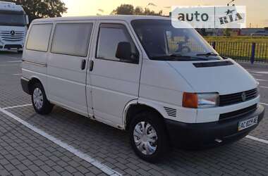 Мінівен Volkswagen Transporter 2000 в Нововолинську