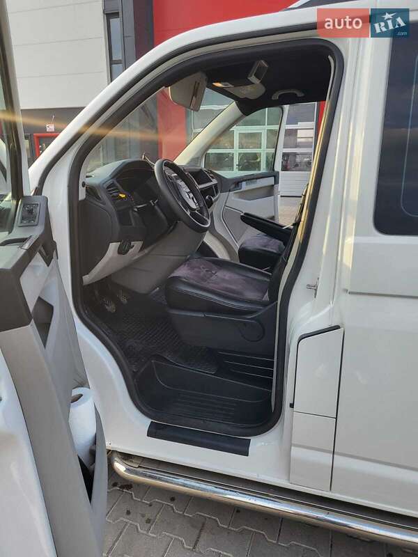 Минивэн Volkswagen Transporter 2018 в Луцке
