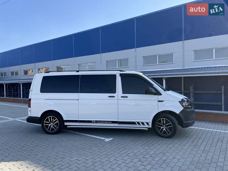 Минивэн Volkswagen Transporter 2016 в Ромнах