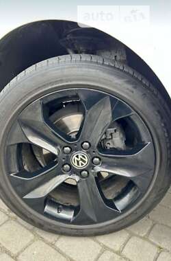 Минивэн Volkswagen Transporter 2015 в 