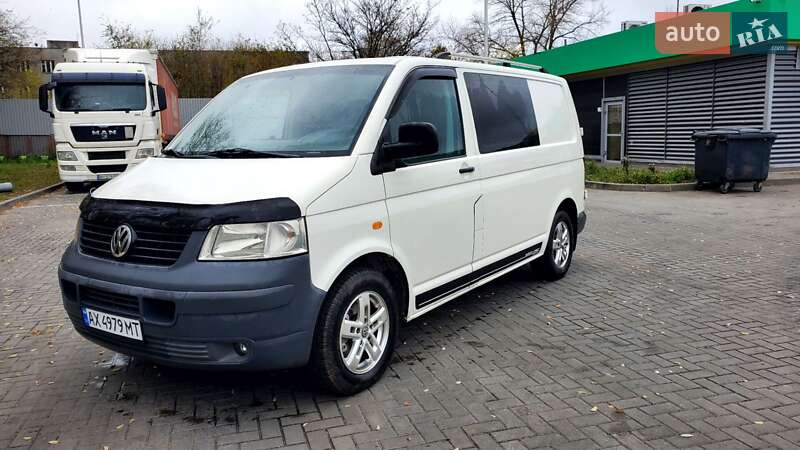 Мінівен Volkswagen Transporter 2006 в Дніпрі