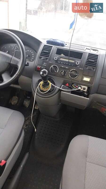 Мінівен Volkswagen Transporter 2009 в Долині