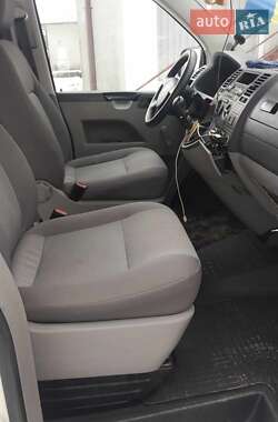 Минивэн Volkswagen Transporter 2009 в 