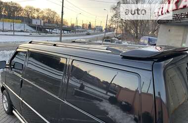 Минивэн Volkswagen Transporter 2000 в 