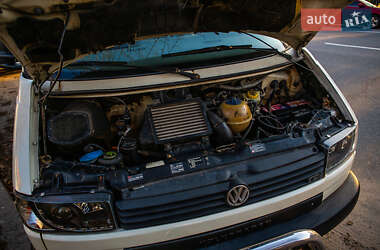 Минивэн Volkswagen Transporter 1998 в 