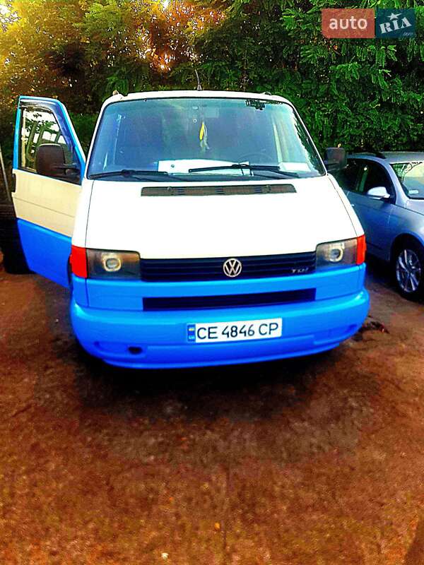 Минивэн Volkswagen Transporter 2000 в Черновцах
