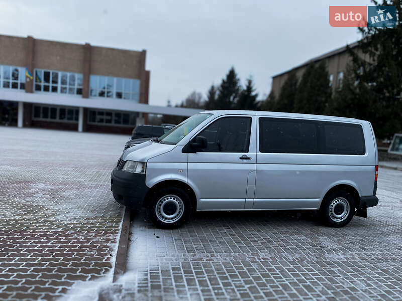 Минивэн Volkswagen Transporter 2009 в Черкассах