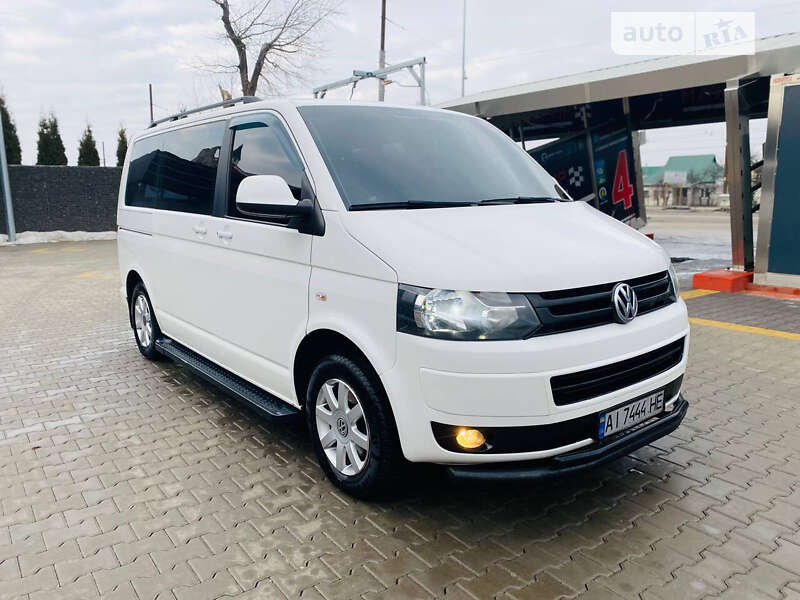 Мінівен Volkswagen Transporter 2014 в Софіївській Борщагівці