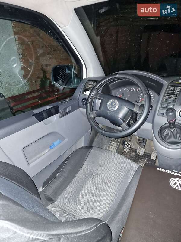 Мінівен Volkswagen Transporter 2004 в Береговому