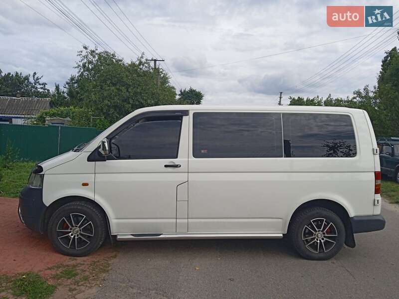 Минивэн Volkswagen Transporter 2004 в Богуславе