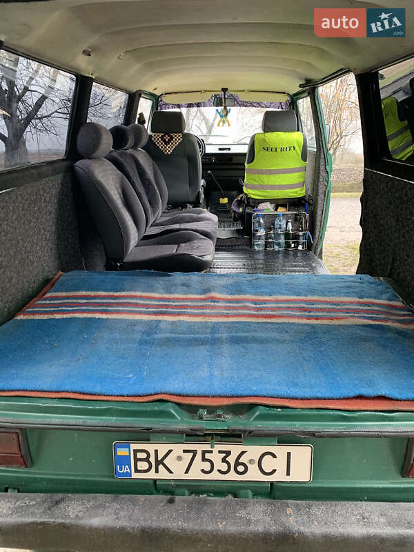 Мінівен Volkswagen Transporter 1988 в Рівному фото 9 Мінівен Volkswagen Transporter 1988 в Рівному