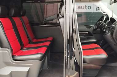 Вантажопасажирський фургон Volkswagen Transporter 2012 в 