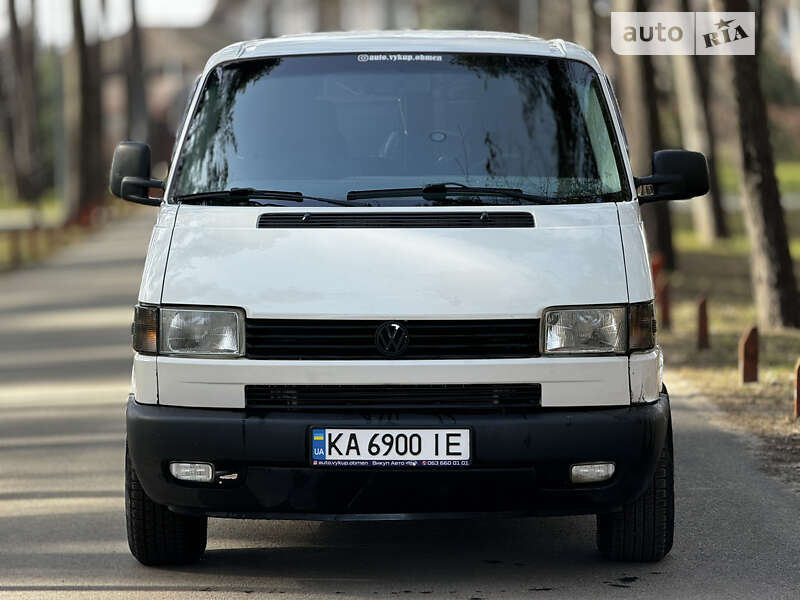 Мінівен Volkswagen Transporter 2002 в Києві