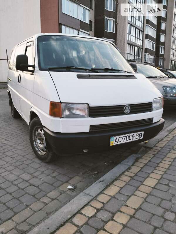 Минивэн Volkswagen Transporter 1996 в Луцке