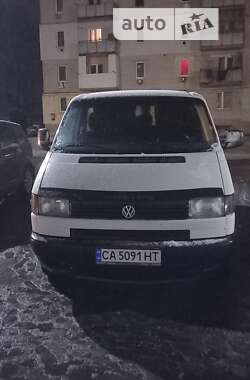 Минивэн Volkswagen Transporter 2000 в Умани