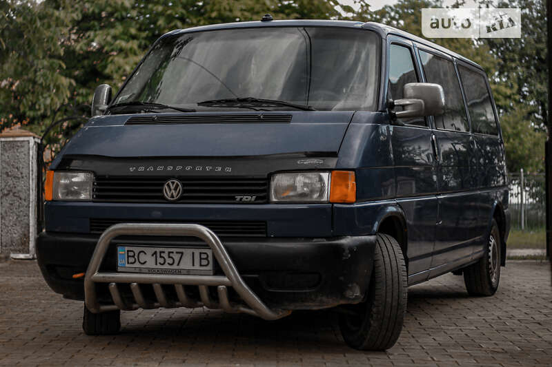 Минивэн Volkswagen Transporter 2001 в Дрогобыче