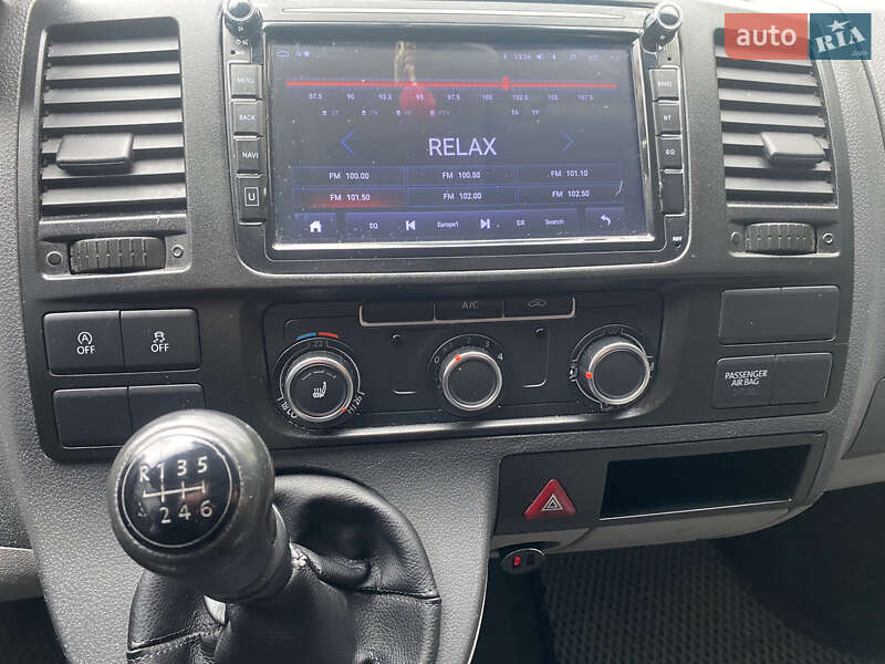 Минивэн Volkswagen Transporter 2014 в Киеве