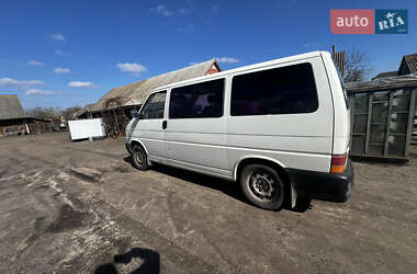 Минивэн Volkswagen Transporter 2001 в Ратным