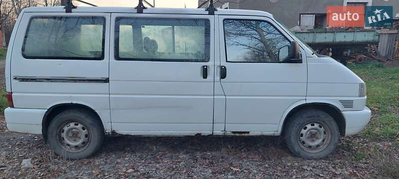 Мінівен Volkswagen Transporter 1998 в Вижниці