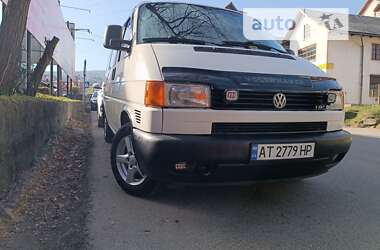 Минивэн Volkswagen Transporter 2003 в Яремче