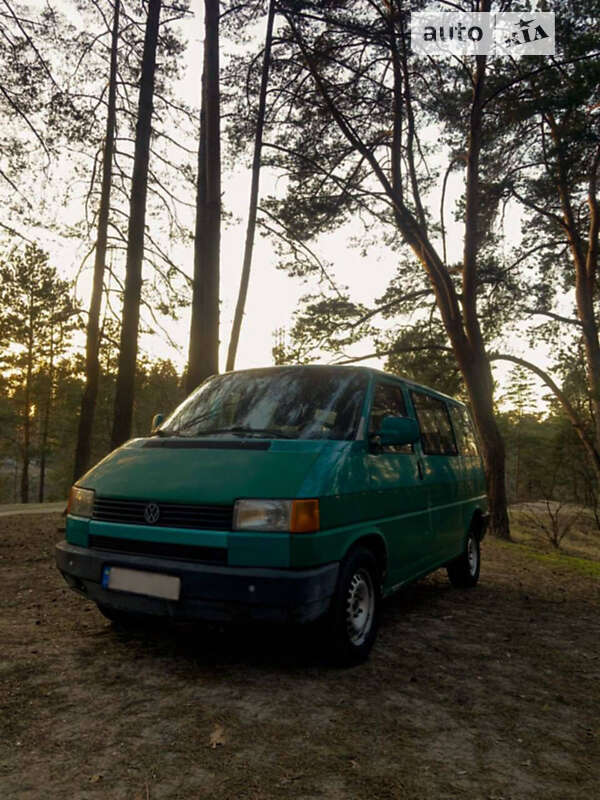 Минивэн Volkswagen Transporter 1993 в Украинке