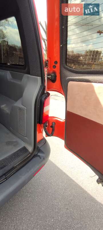 Минивэн Volkswagen Transporter 2008 в Киеве