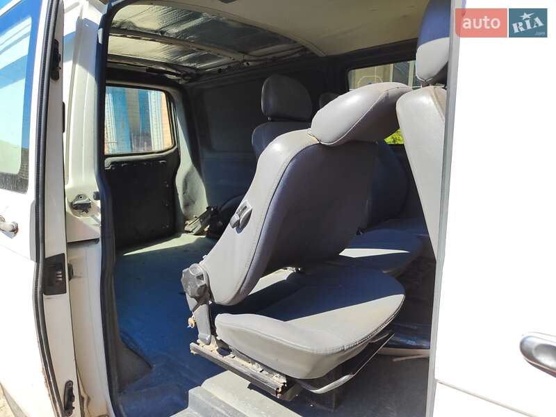 Минивэн Volkswagen Transporter 2007 в Болграде